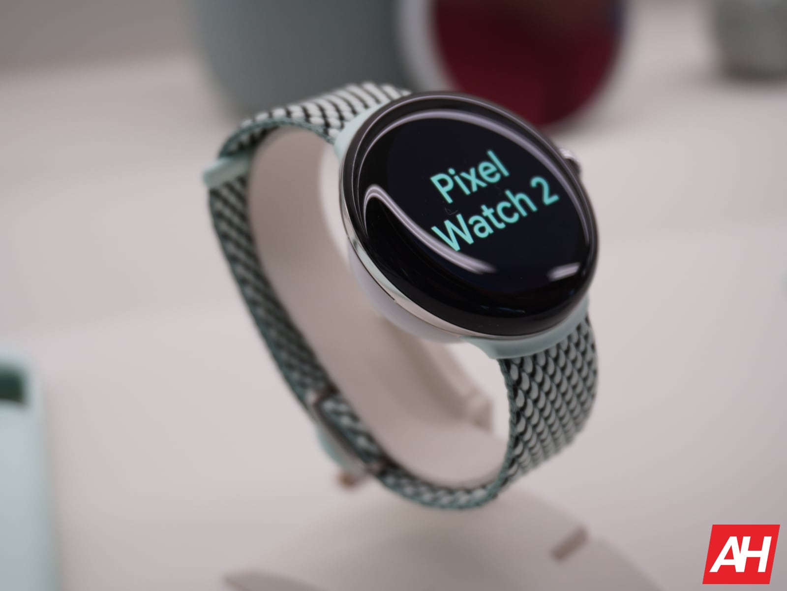 Featured image for You can access Pixel Watch 2 quick settings from the AOD