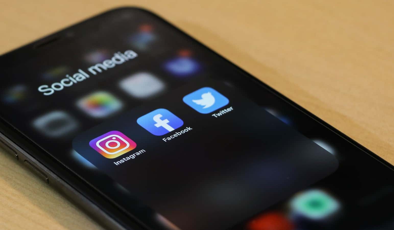 Featured image for AI transcription tools taking over social media marketing