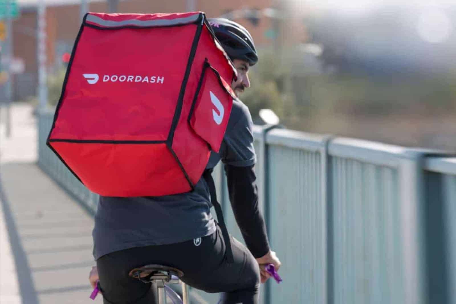 Featured image for DoorDash is warning customers that orders without tip may take longer to deliver