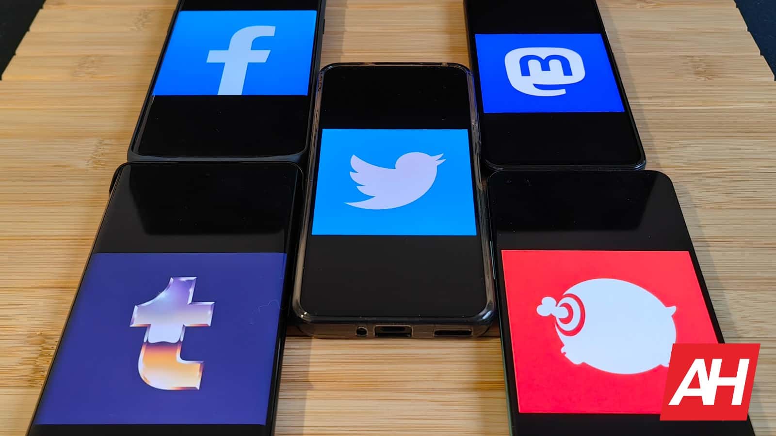 Verschillende sociale-mediaplatforms worden nu geconfronteerd met rechtszaken over kinderveiligheid