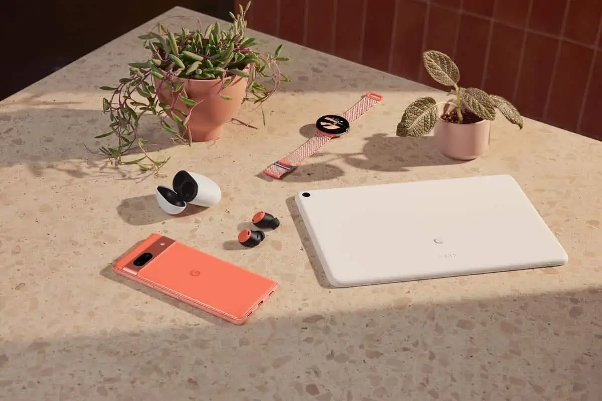 Pixel 7a Koraal Lifestyle Groot