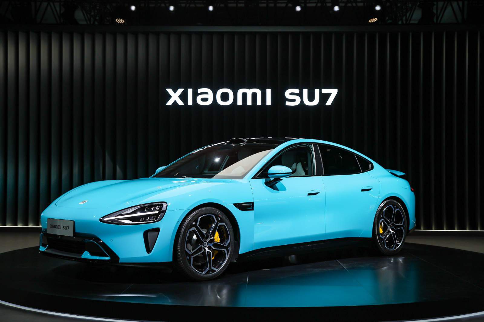 Xiaomi SU7 real life image 41