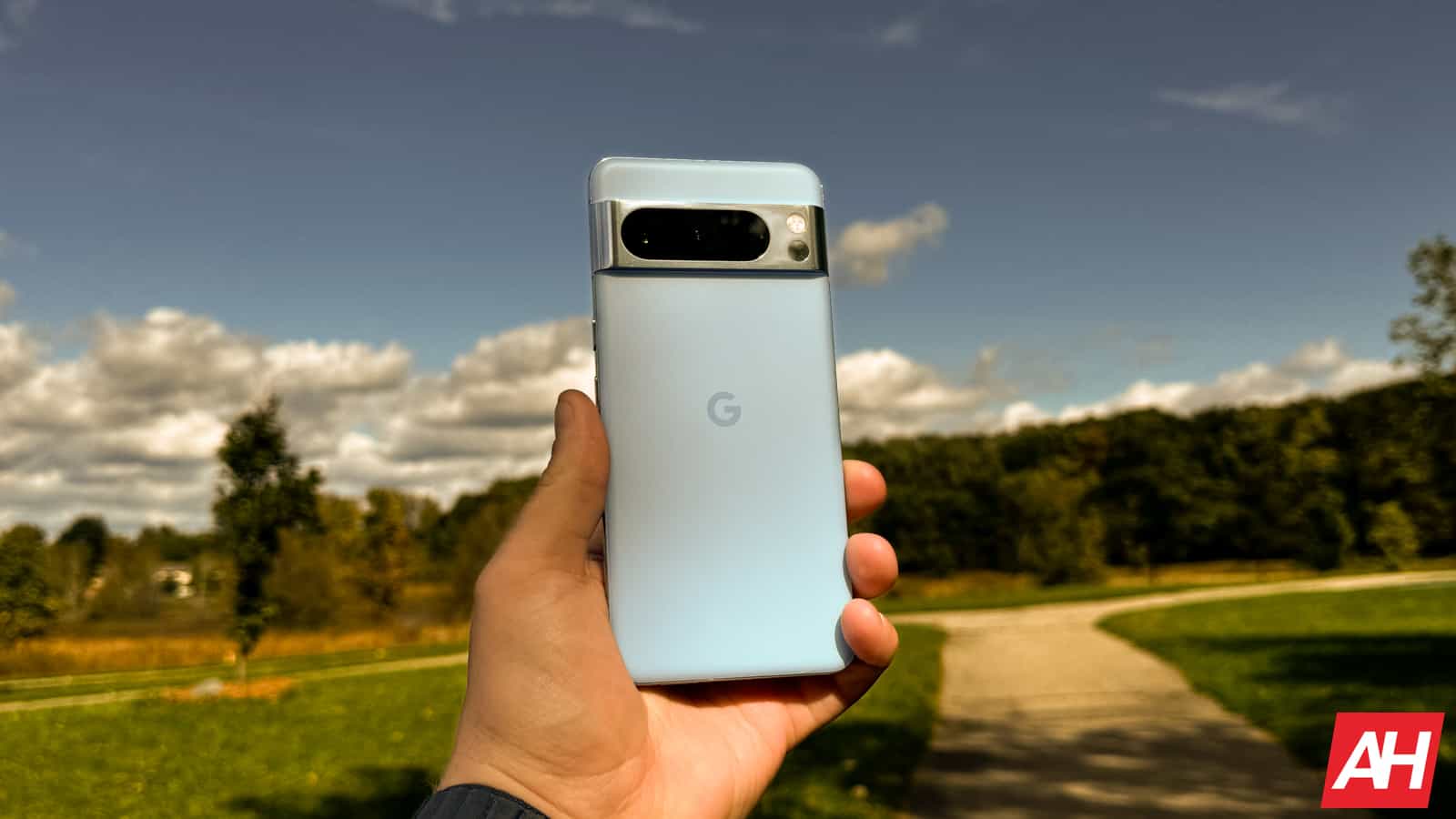 Featured image for Google Pixel will tell you when it’s high time to replace your battery