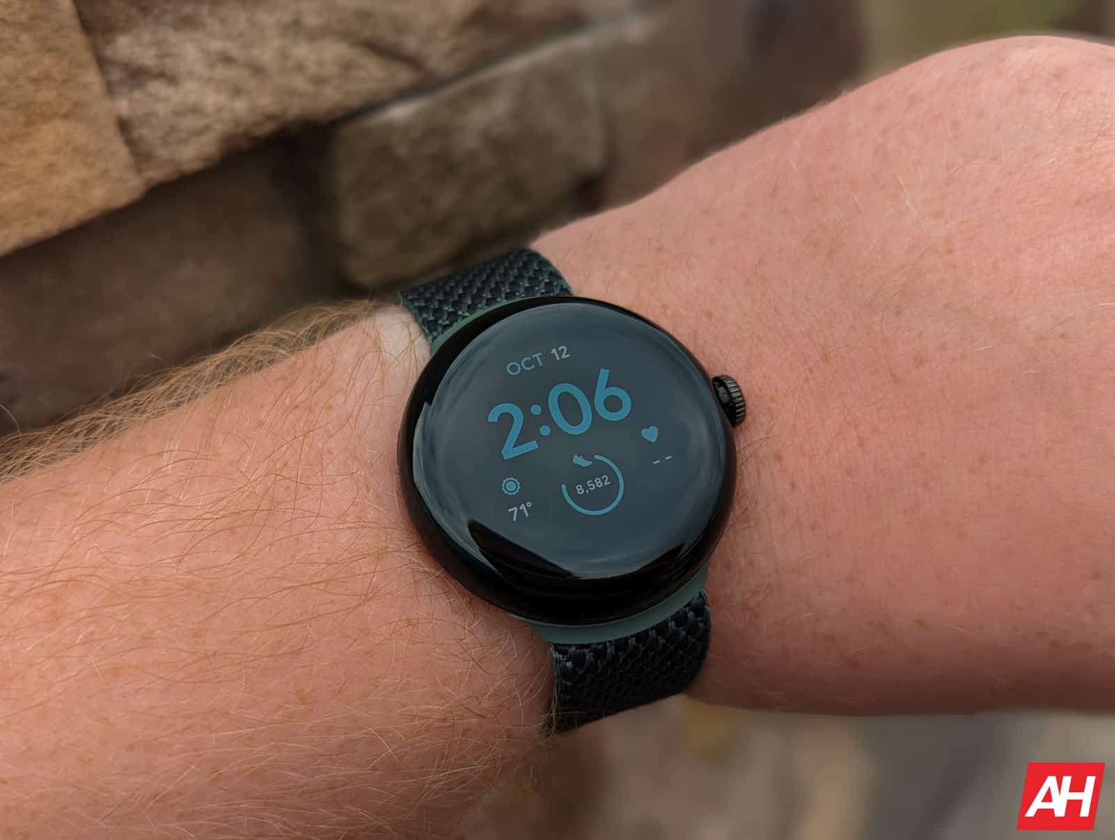 De originele Google Pixel Watch ontvangt de modus Niet storen en Bedtijdsynchronisatie