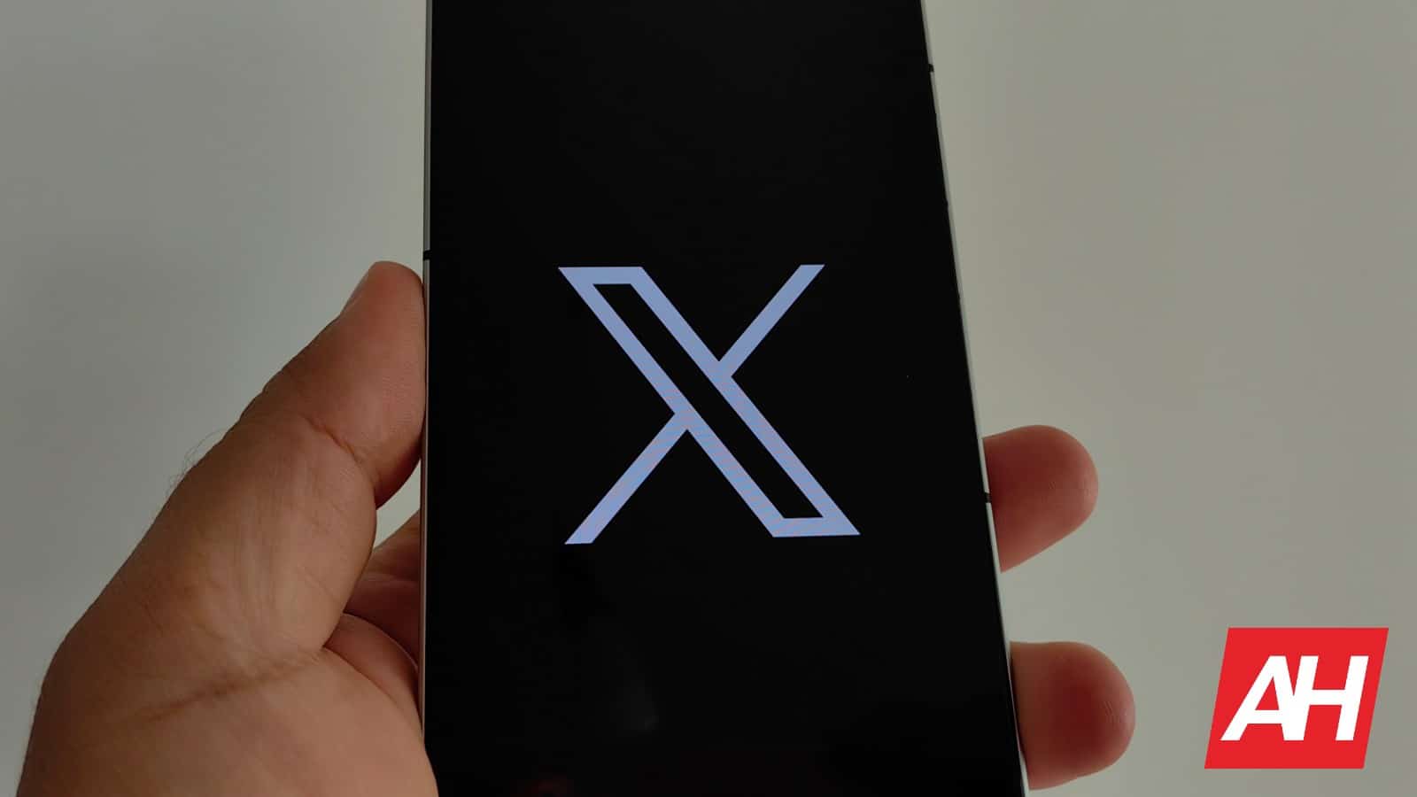 De rechter wijst het verzoek van X om de Californische wet op het modereren van inhoud stop te zetten af