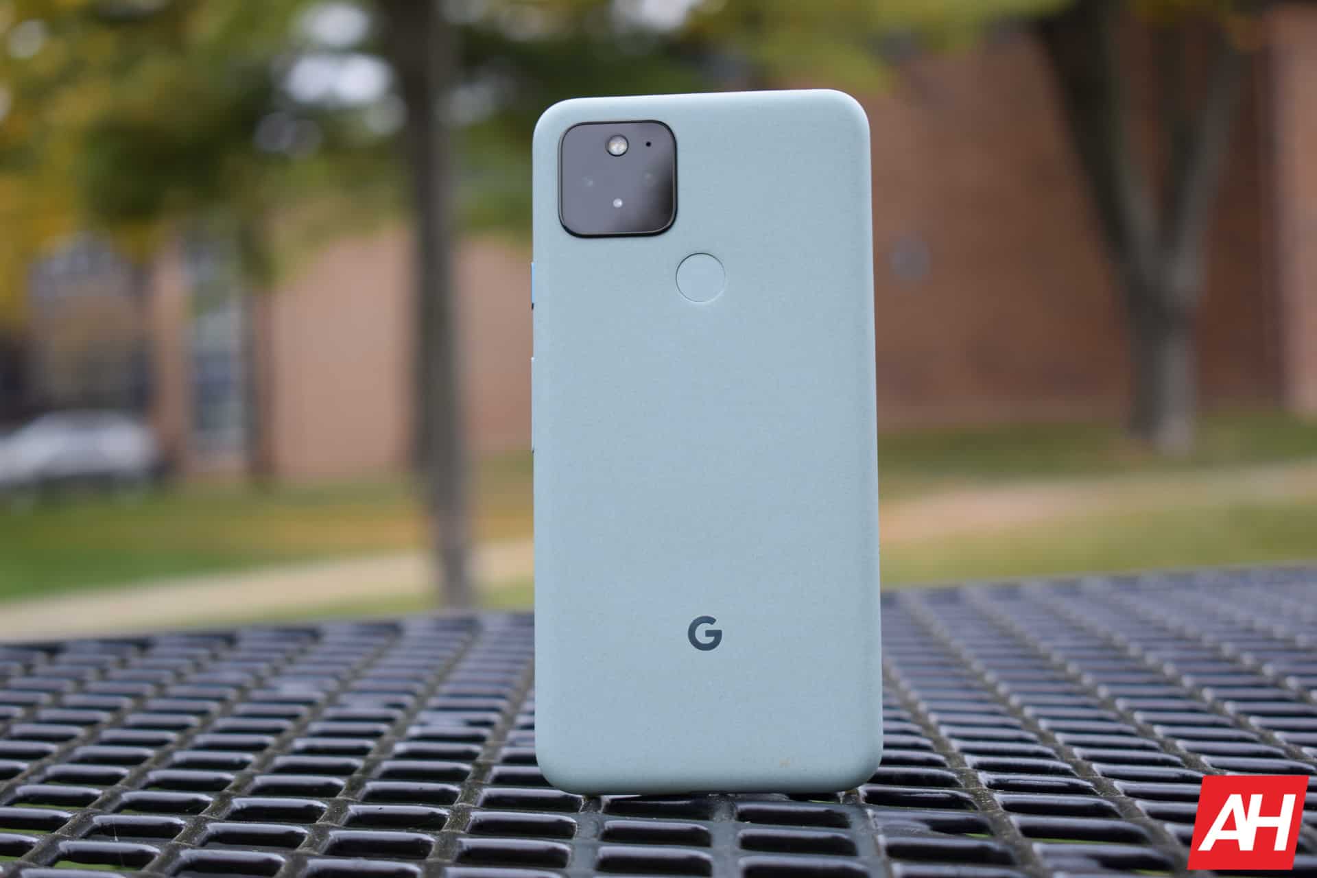 Google updatet Pixel 4a 5G en Pixel 5 willekeurig