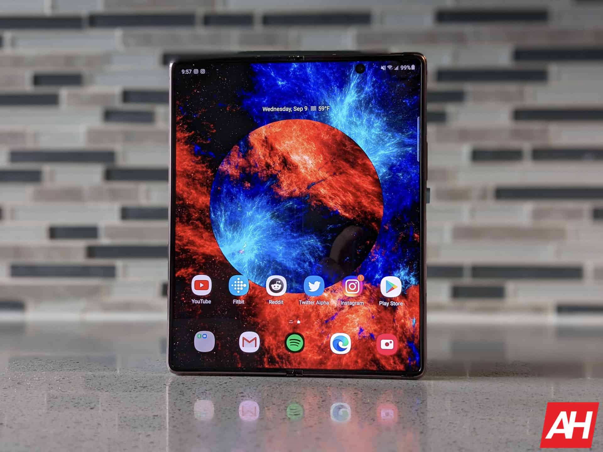 Galaxy Z Fold 2 en Galaxy S20 krijgen beveiligingsupdate van maart 2024