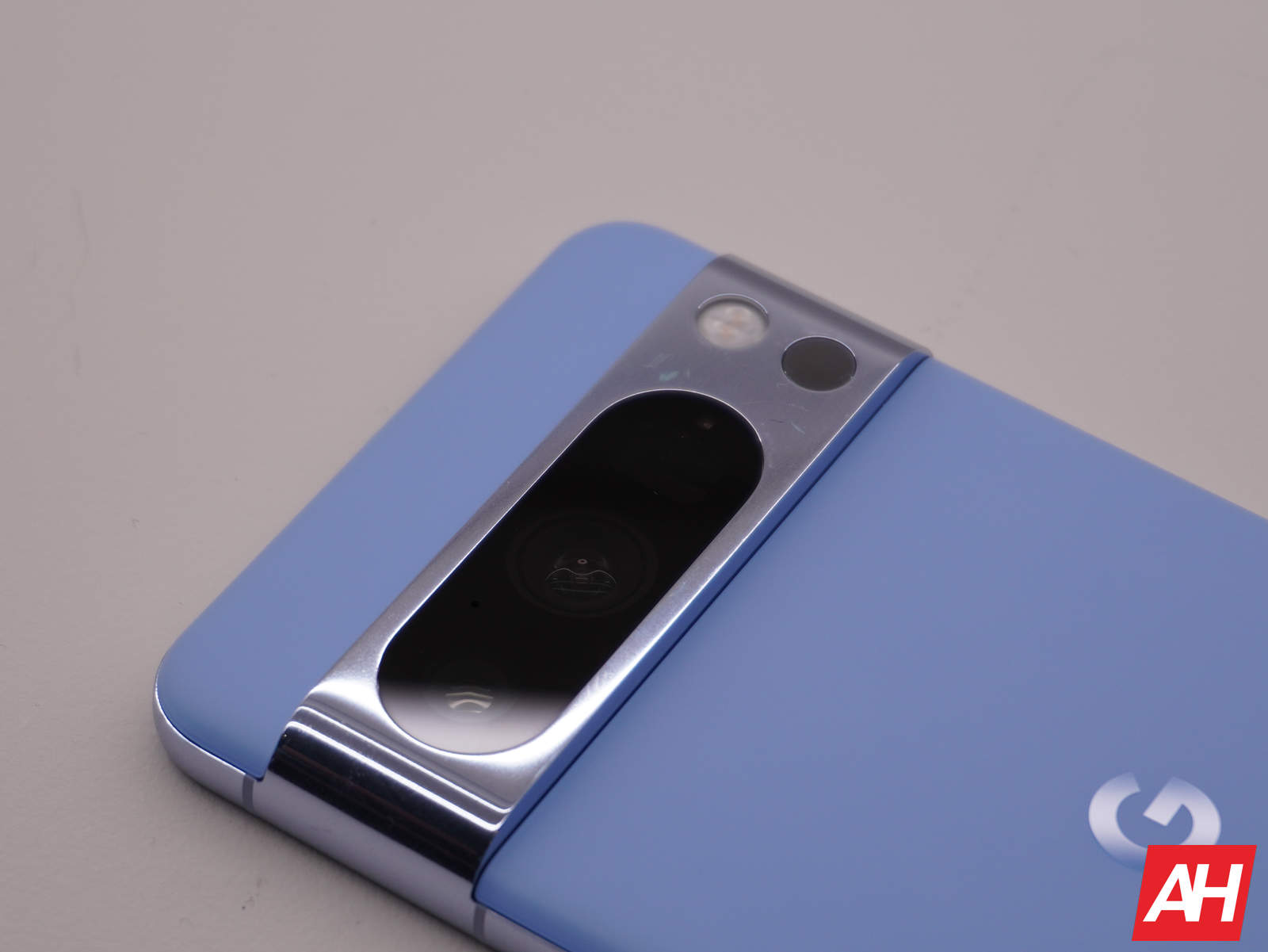 Featured image for Live images show off the Pixel 9 Pro, confirms camera design