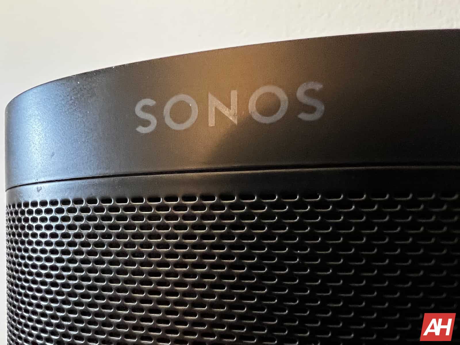 Sonos Ace-hoofdtelefoons met magnetische kussens lekten naast de prijzen