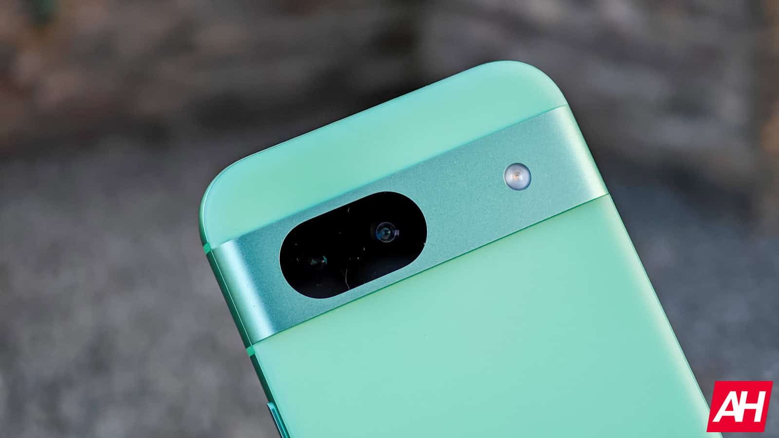 Featured image for Google Pixel vulnerability is worrying even the US government