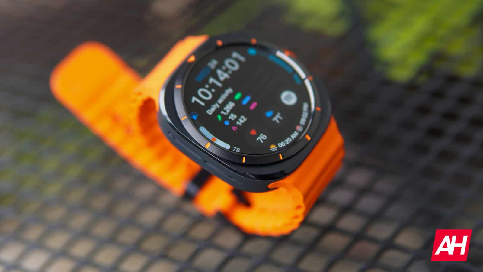 Samsung Galaxy Watch Ultra teardown toont de belangrijkste onderdelen