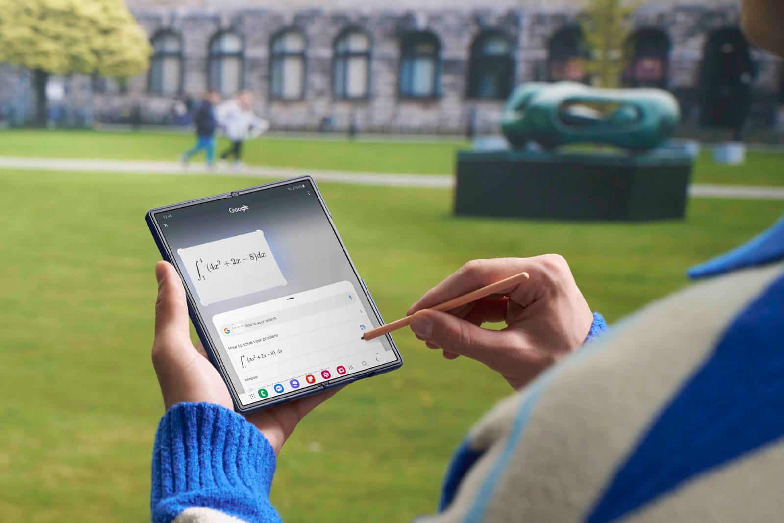 Je kunt nu de Galaxy Z Fold ervaren door twee gewone smartphones te gebruiken