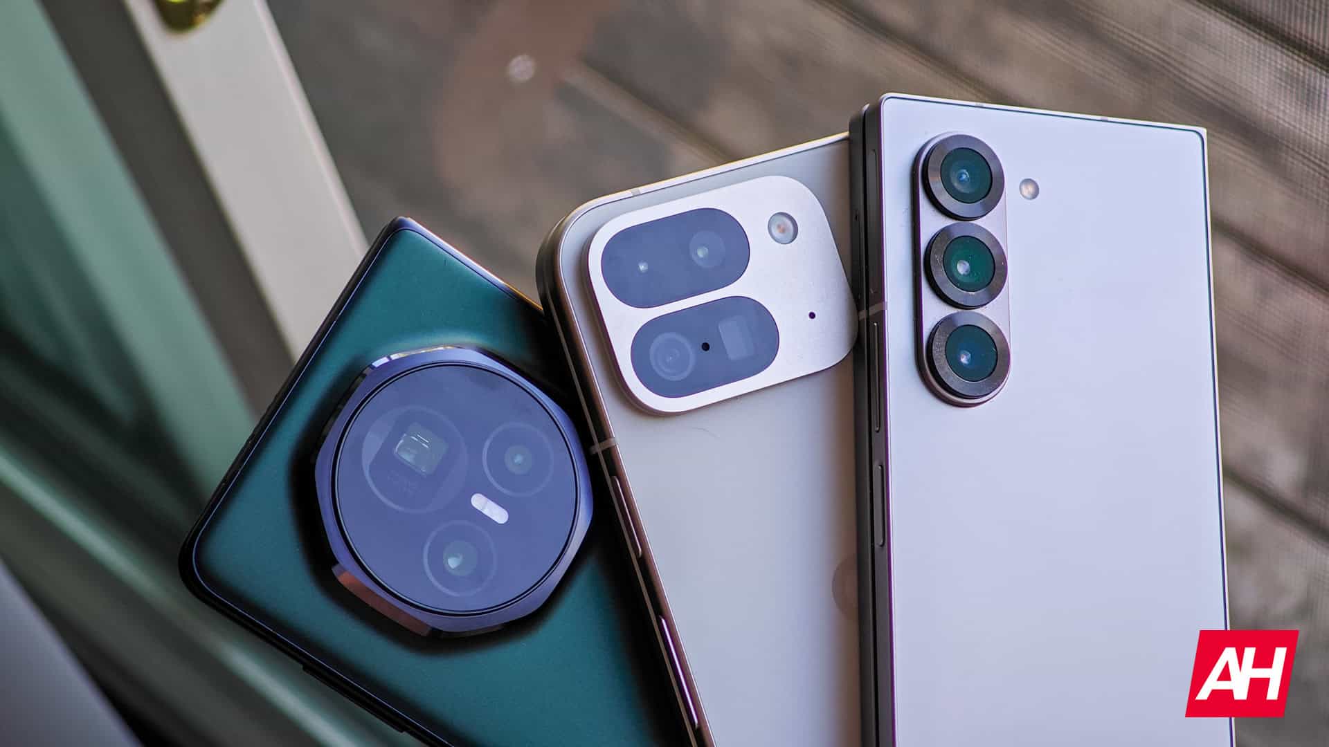 5 manieren waarop de HONOR Magic V3 de opvouwbare telefoons van Samsung en Google verplettert