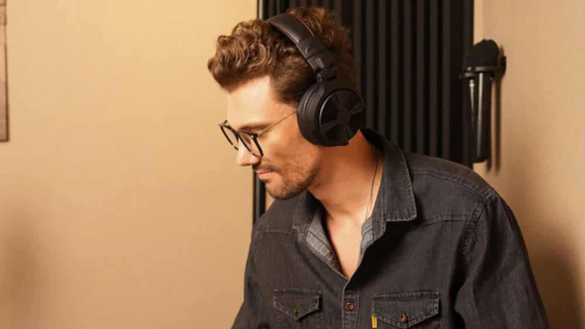 OneOdio Studio Max 1 is een DJ-hoofdtelefoon met een ongelooflijke batterijduur