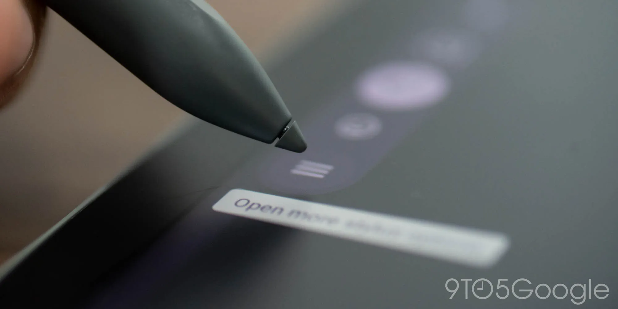 Google Pixel Tablet Pen image 13