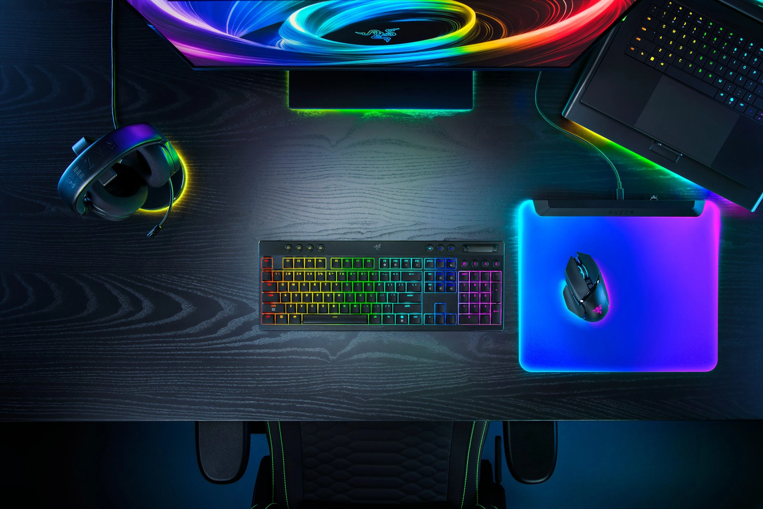 Razer BlackWidow v4 low-profile