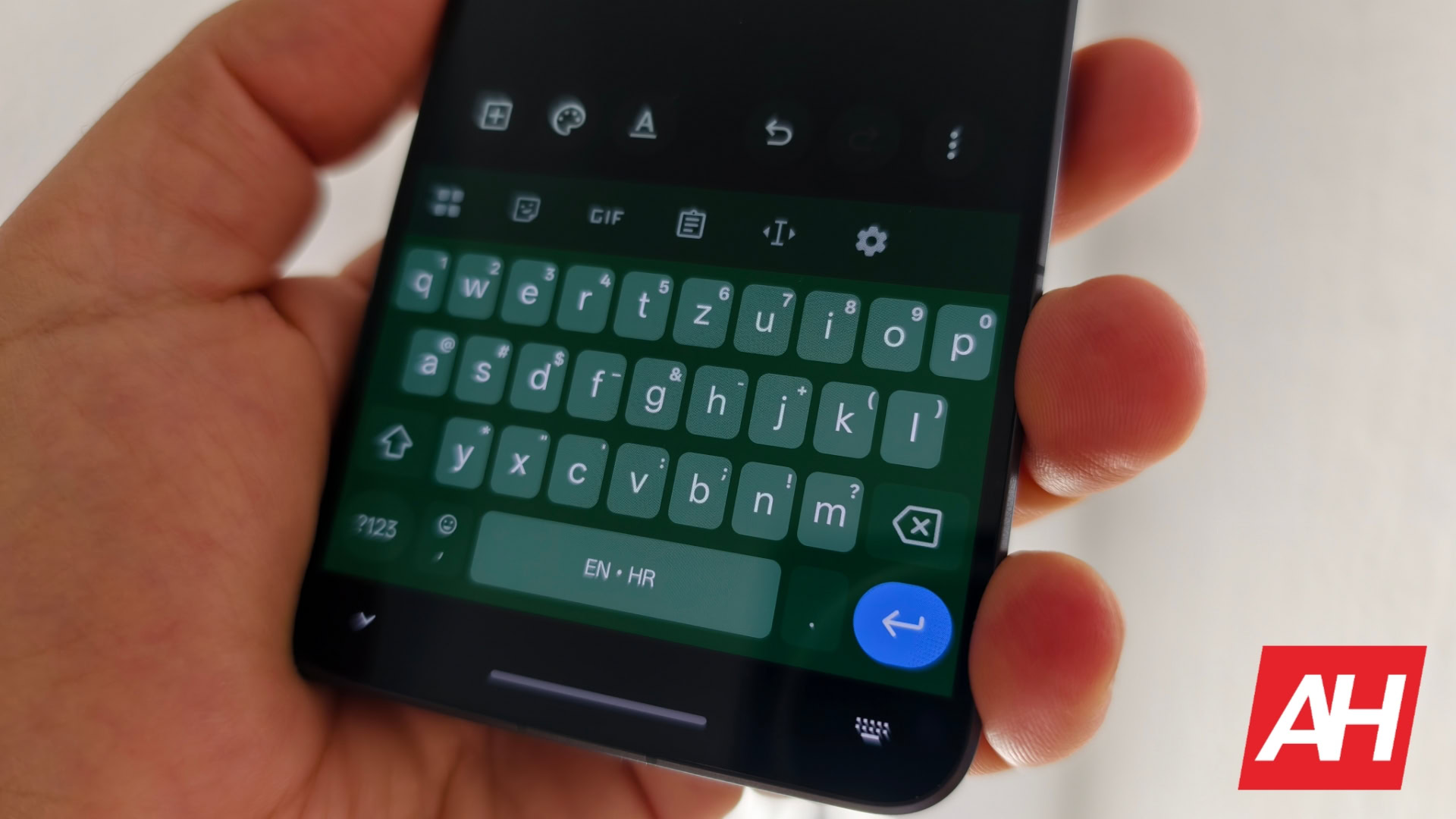 Gboard voegt een slimme snelkoppeling toe voor het invoeren van cijfers en symbolen