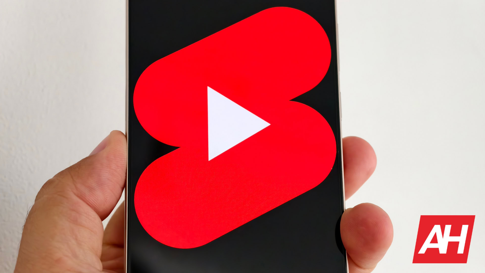 YouTube Premium Lite is nu nog beter: downloads en afspelen op de achtergrond