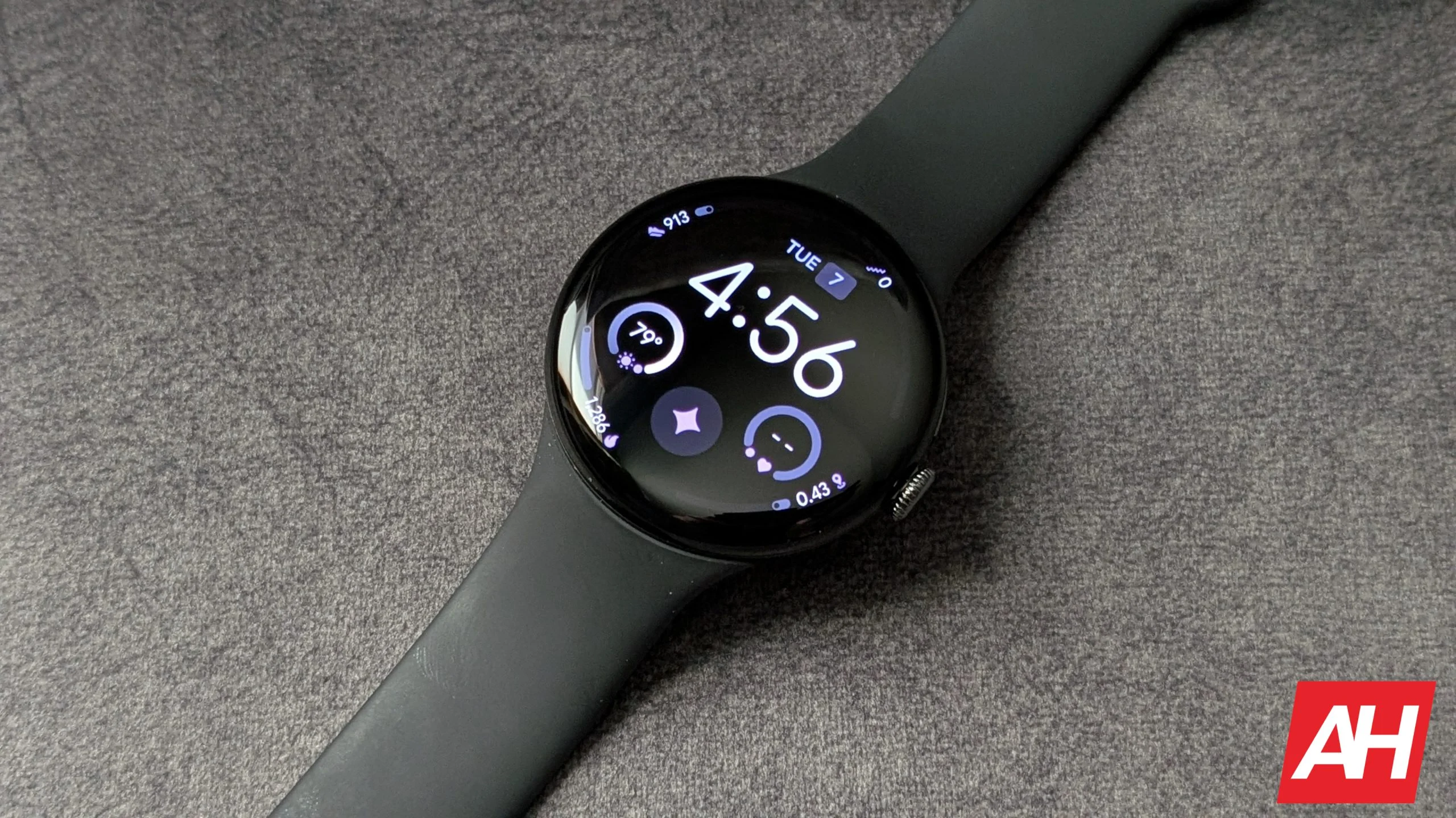 De tweede release van Wear OS 6.1 van Google zorgt voor verwarring